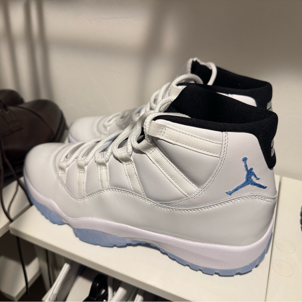 Air Jordan 11 Retro 'Legend Blue / Columbia' 2024 - Size 11.5 - ***BRAND NEW***